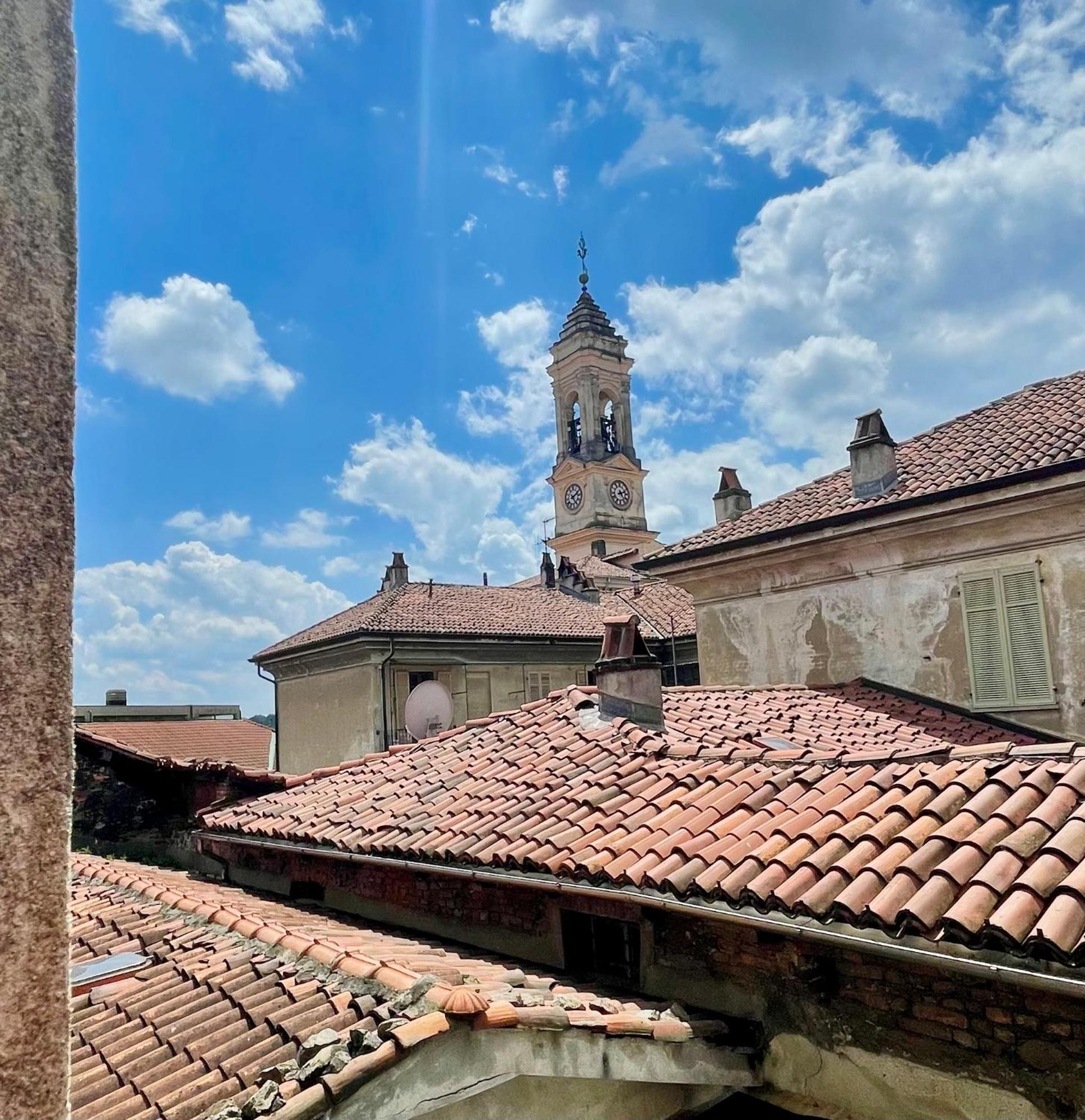 Centro Storico In Via Palestro Ivrea
